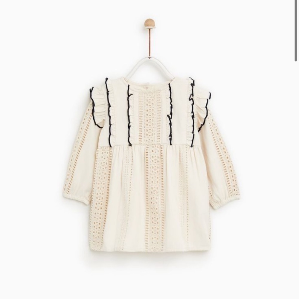 Zara ruffled eyelet girl cream dress 3/4Y